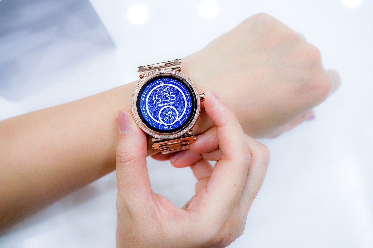 Exploring the Elegance of Fossil Smart Watches for Men Exploring the Elegance of Fossil Smart Watches for Men