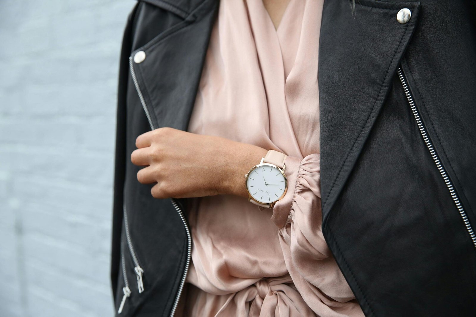 Large Watches for Men: A Reflection on Time and Style Large Watches for Men: A Reflection on Time and Style